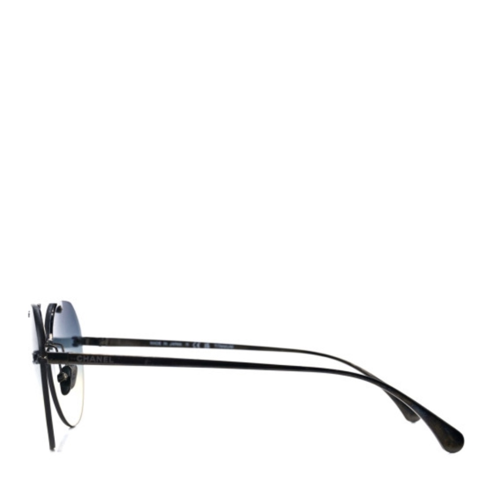 💎AUTHENTIC💎 Chanel Aviator Sunglasses - Picture 3 of 8